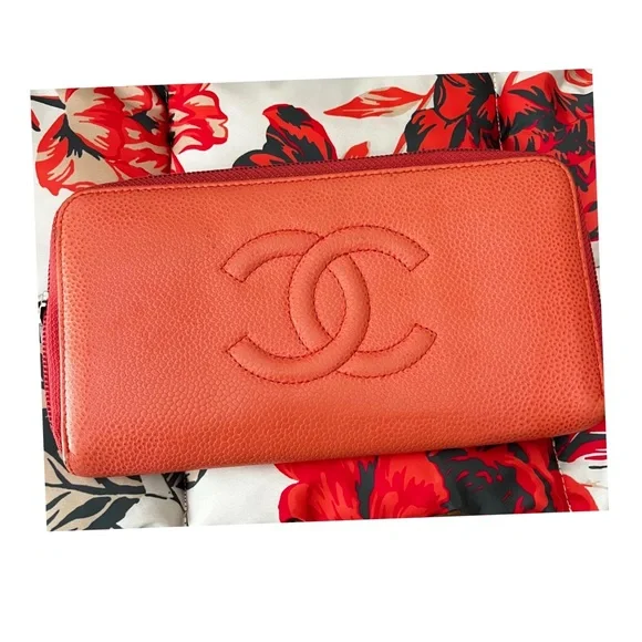 Chanel Long Gusset Wallet - Picture 1 of 7